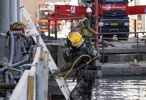 Onderwater storten beton Rotterdam 
